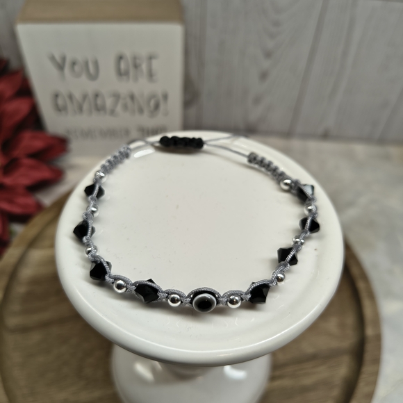 Jewelry - Elegant Black and Silver Beaded Bracelet